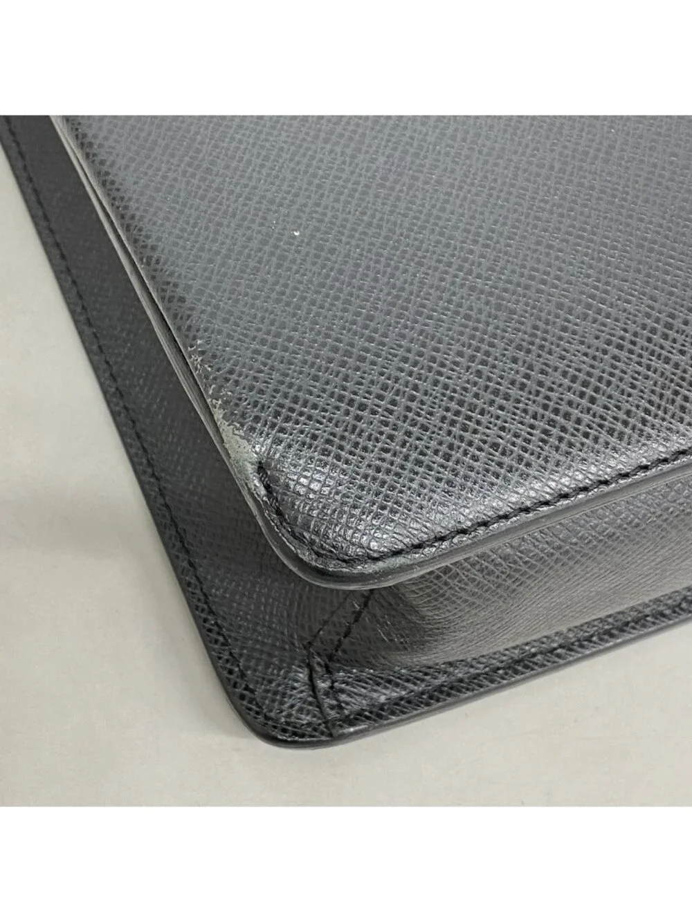 Louis Vuitton Business Bag Taiga Robusto 1 Ardoise